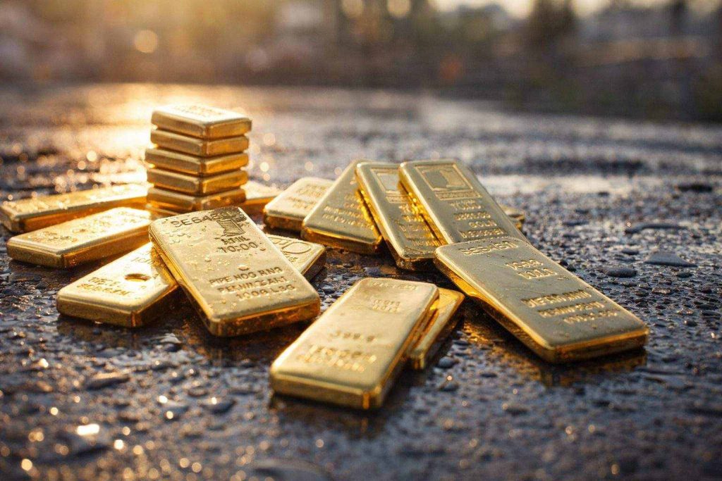 Gold price slides as dollar firms and equity selloff forces liquidation; focus turns to U.S.-Iran talks