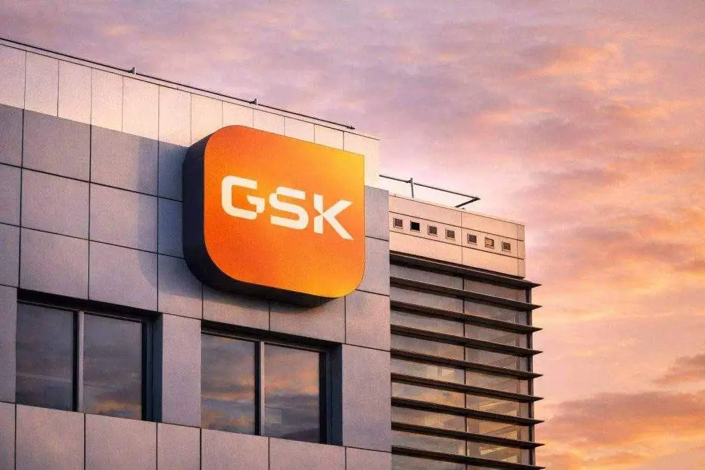GSK share price hovers near a 52-week high as COPD approval, U.S. drug discounts come into view