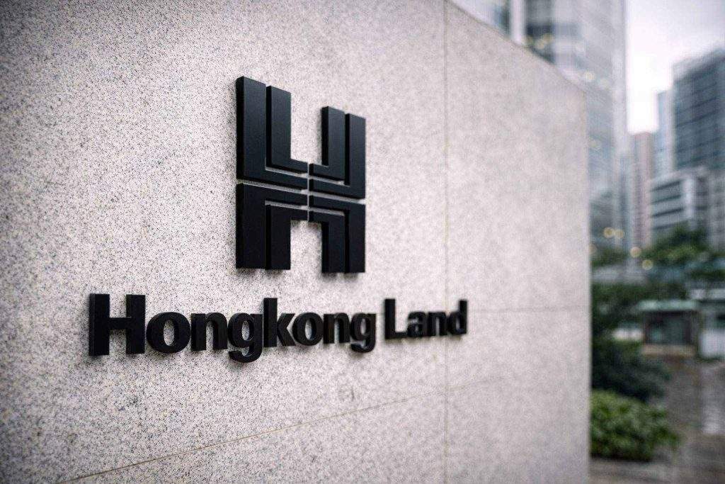 Hongkong Land (SGX:H78) slides 4% despite fresh buyback as March results loom