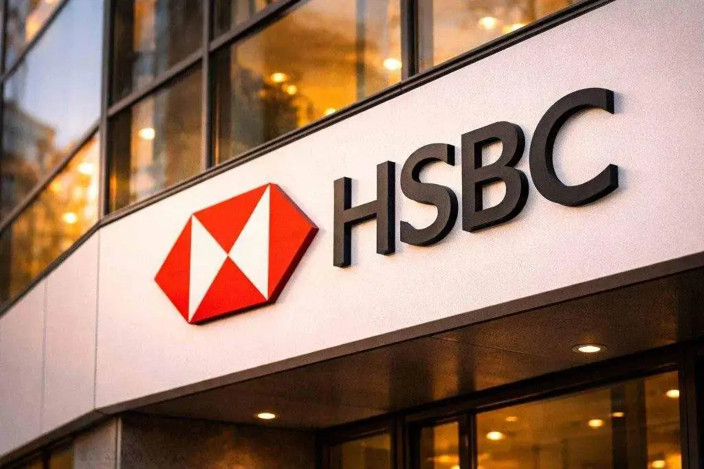 HSBC stock price today: HSBA.L edges up as UK banks pivot to wealth fees before Feb. 25 results
