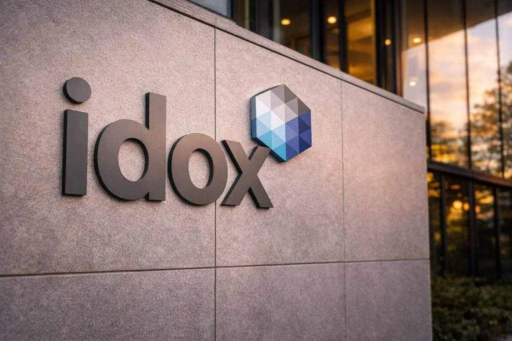 Idox PLC share price hugs 71p as IDOX stock tracks 71.5p Long Path bid