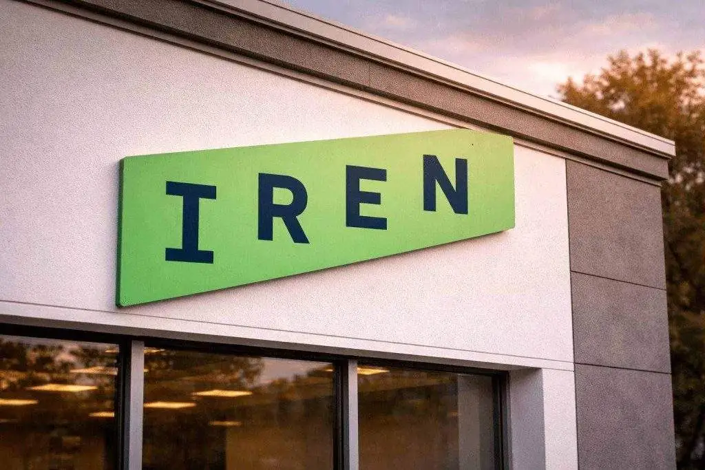 IREN stock slips premarket as bitcoin dips again; traders focus on AI cloud buildout