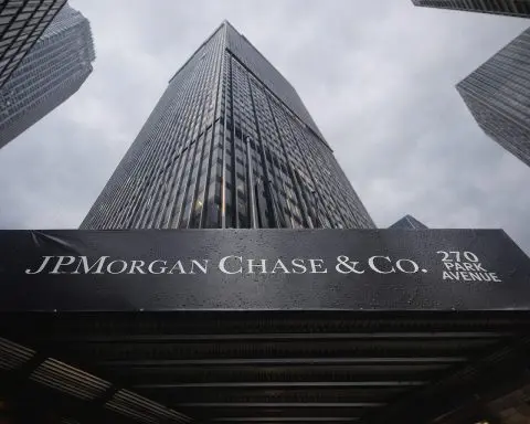 JPMorgan stock slides more than 4% as tariff uncertainty rattles banks ahead of after-close update