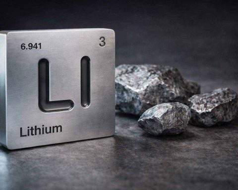 Lithium price today holds near 136,000 yuan as China buying slows; miners lean on floor deals