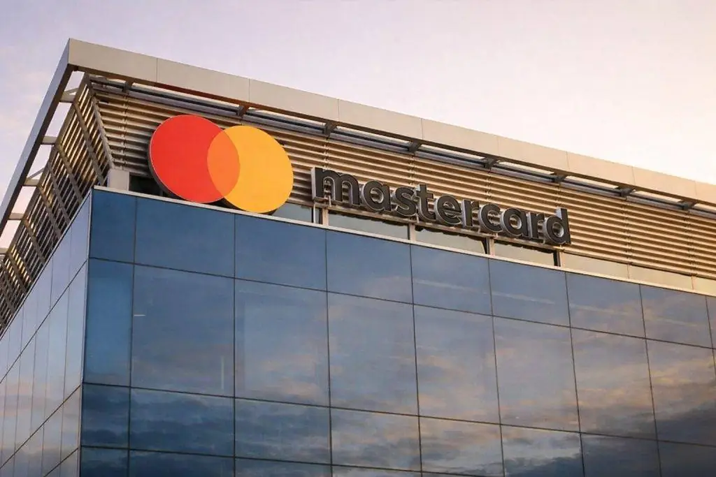 Mastercard stock price: MA slips after earnings pop as Wall Street braces for jobs report and shutdown risk