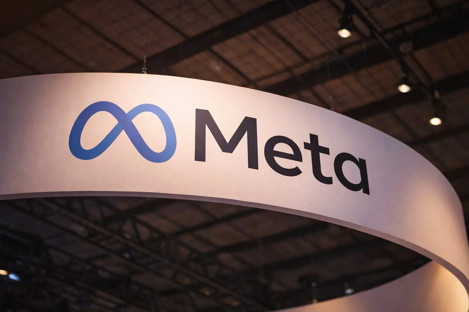 Meta stock faces an AI split: ad gains vs a $135 billion bill