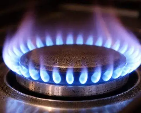 Natural gas price today: Henry Hub steadies after record storage draw as weather swings rule the tape