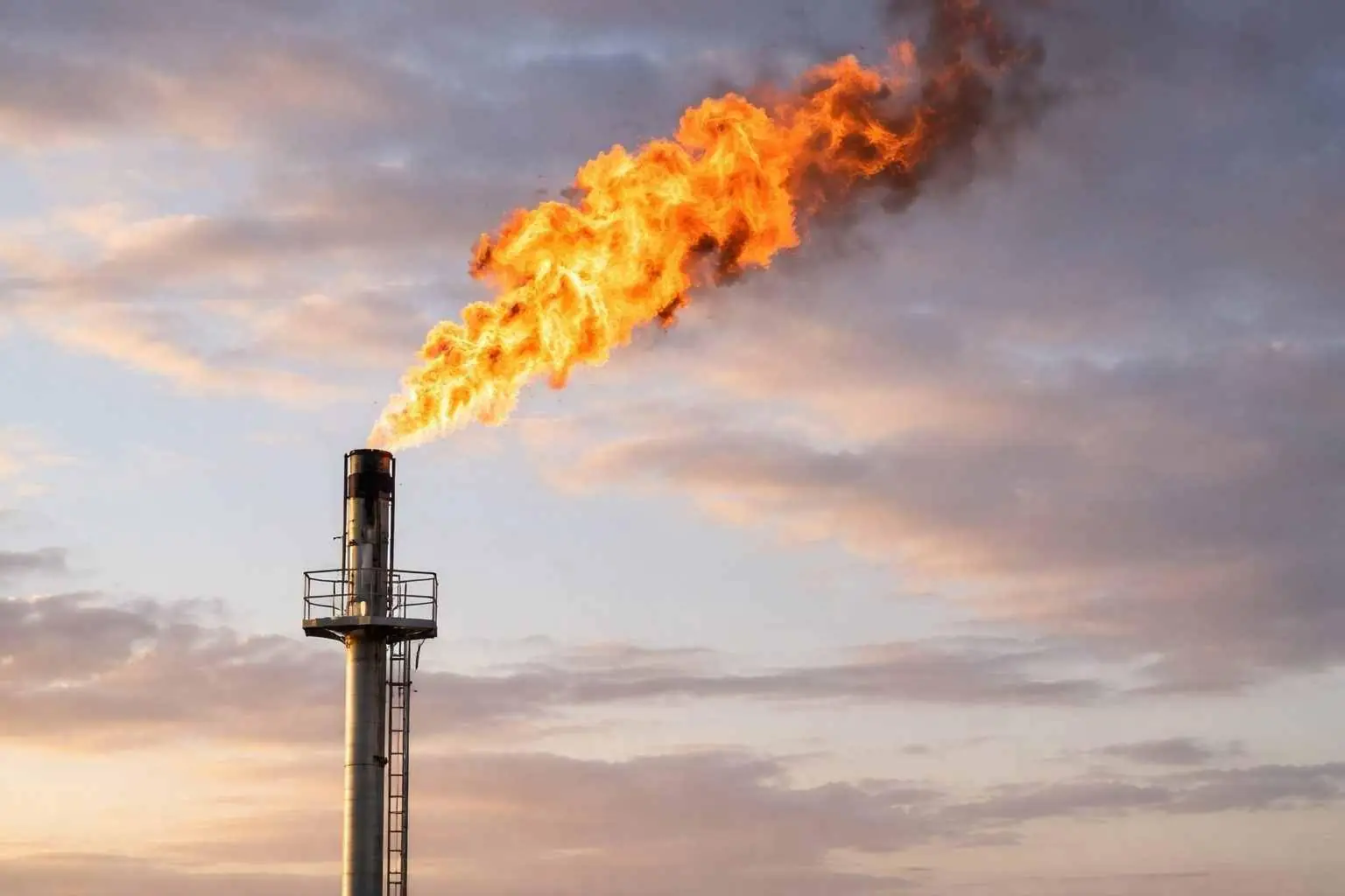 Natural gas prices plunge 26% as warmer forecasts hit; UNG tumbles and traders eye U.S. storage data