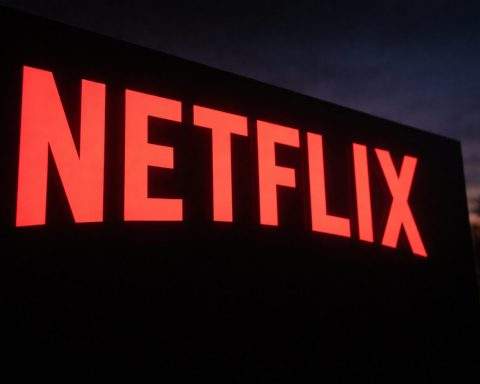 Netflix stock price today: NFLX edges up as Trump steps back from Warner Bros bidding fight