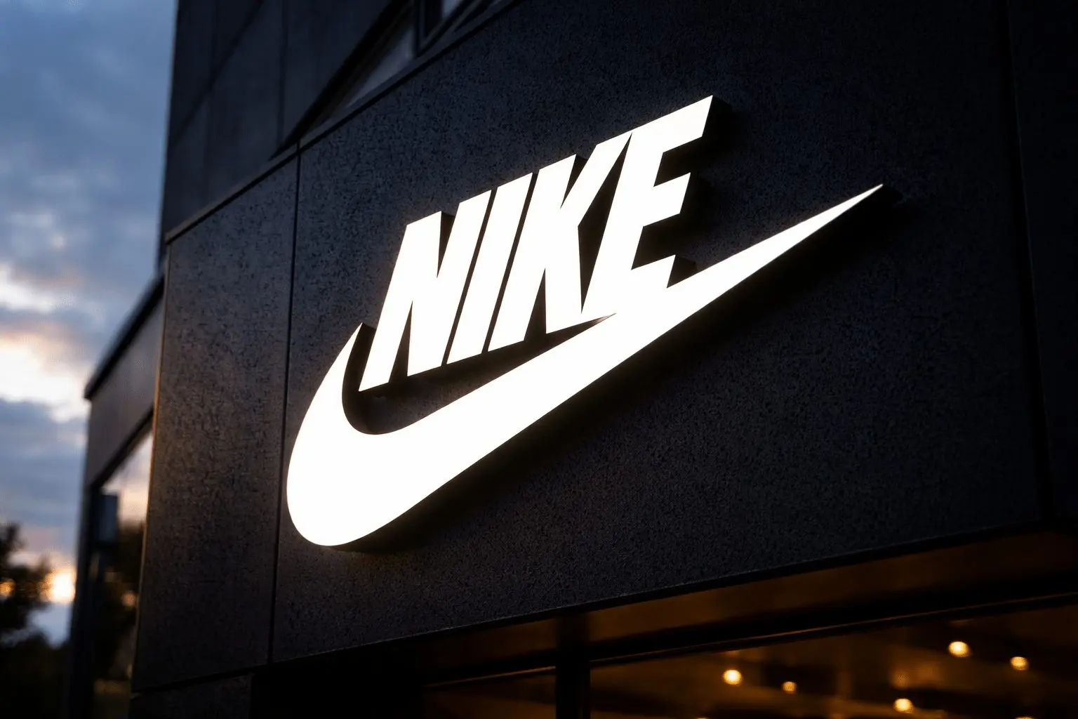 Nike stock swings after Supreme Court tariff ruling; what NKE investors watch next week