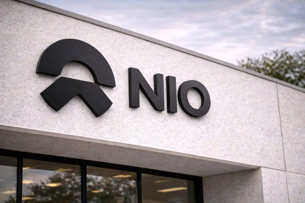 NIO stock price drops nearly 5% despite 96% January delivery jump
