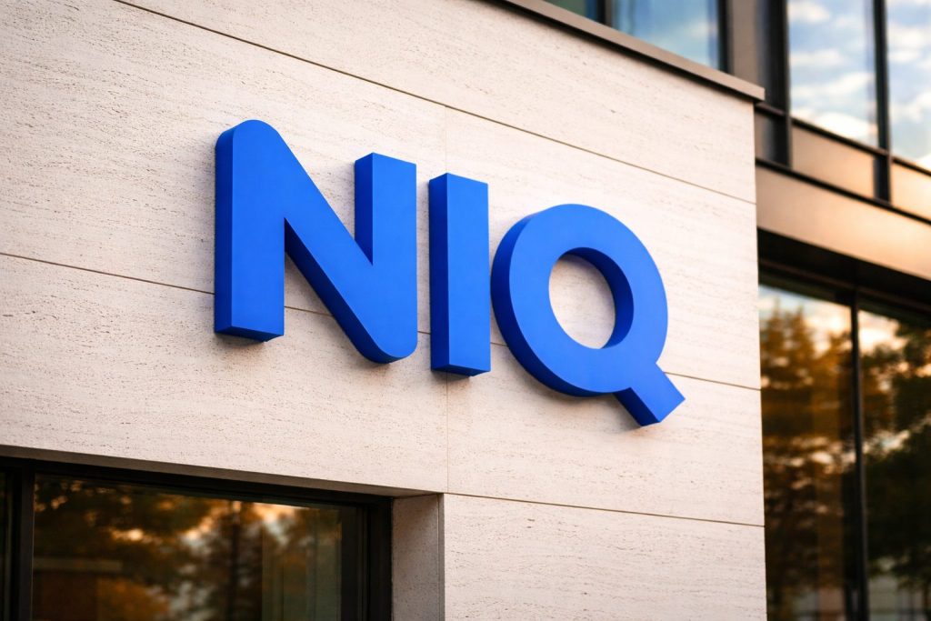NIQ Global Intelligence stock sinks after COO exit filing — what investors watch next