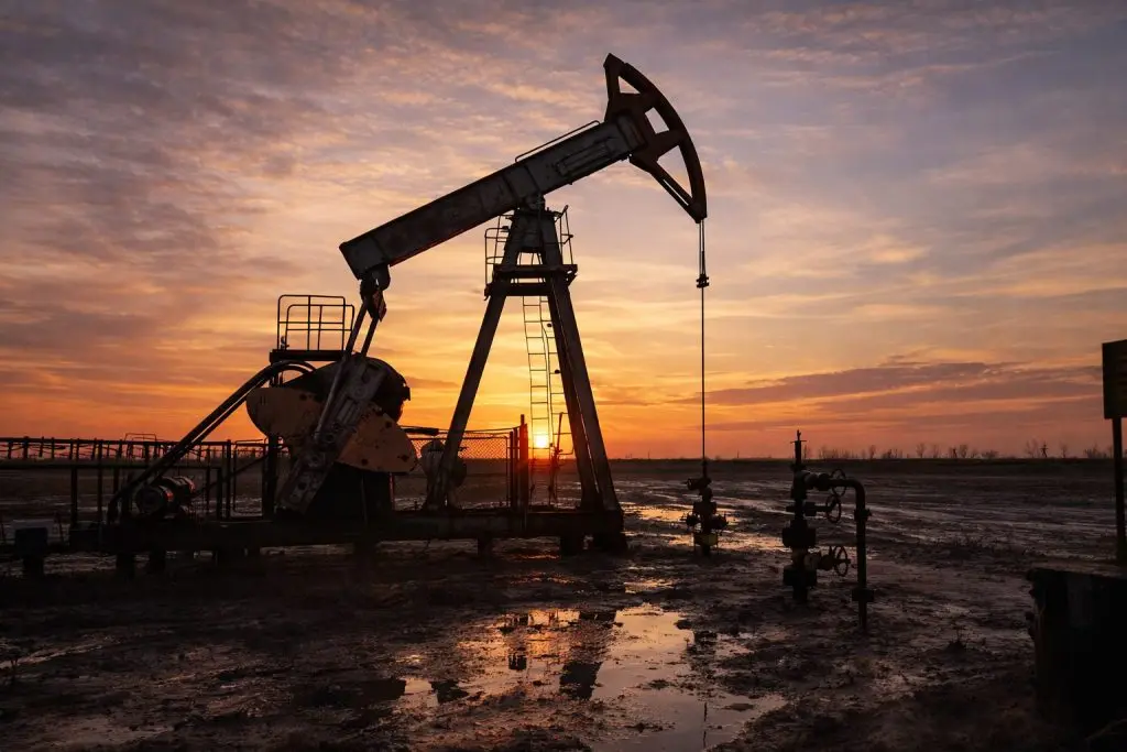 Oil prices jump 3% on Iran supply fears as Brent hits seven-month high