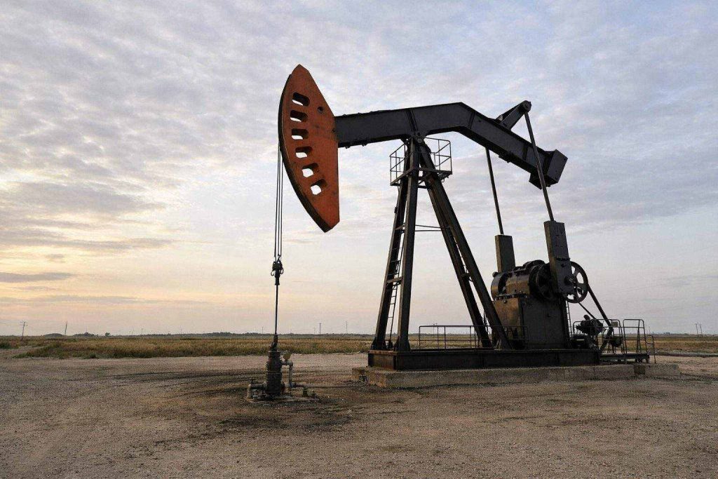 Oil stocks face Tuesday open as Venezuela sanctions shift meets OPEC+ supply talk