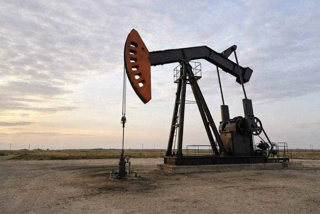 Oil stocks face Tuesday open as Venezuela sanctions shift meets OPEC+ supply talk