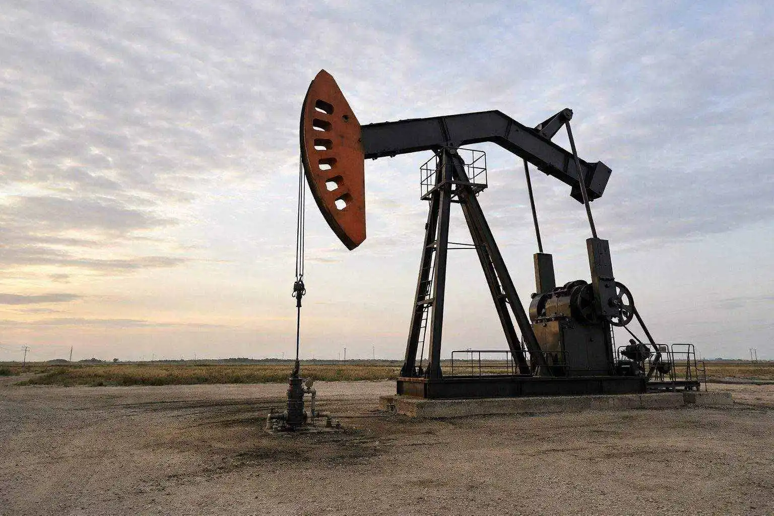 Oil stocks face Tuesday open as Venezuela sanctions shift meets OPEC+ supply talk