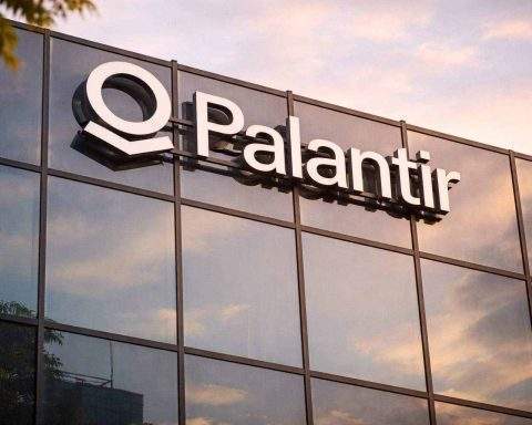 Palantir stock price rebounds to $135.90 on Cognizant AI deal — what to watch next week