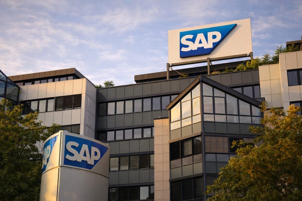 SAP stock bounces after cloud outlook miss — buyback and backlog now in the spotlight