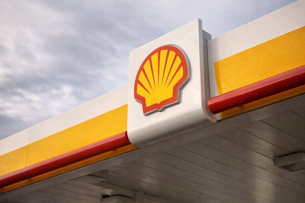 Shell keeps $3.5bn buyback despite Q4 profit slide — and debt jumps to $45.7bn