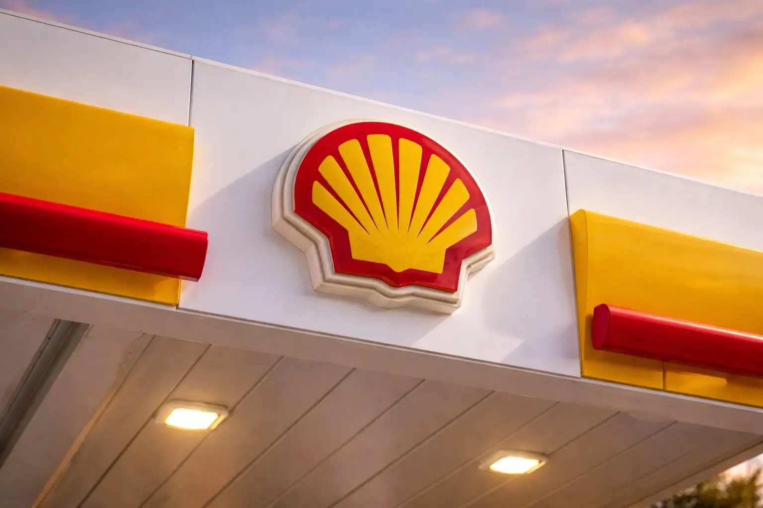 Shell stock pops in late trade as oil jumps on U.S.-Iran tension — what traders watch next