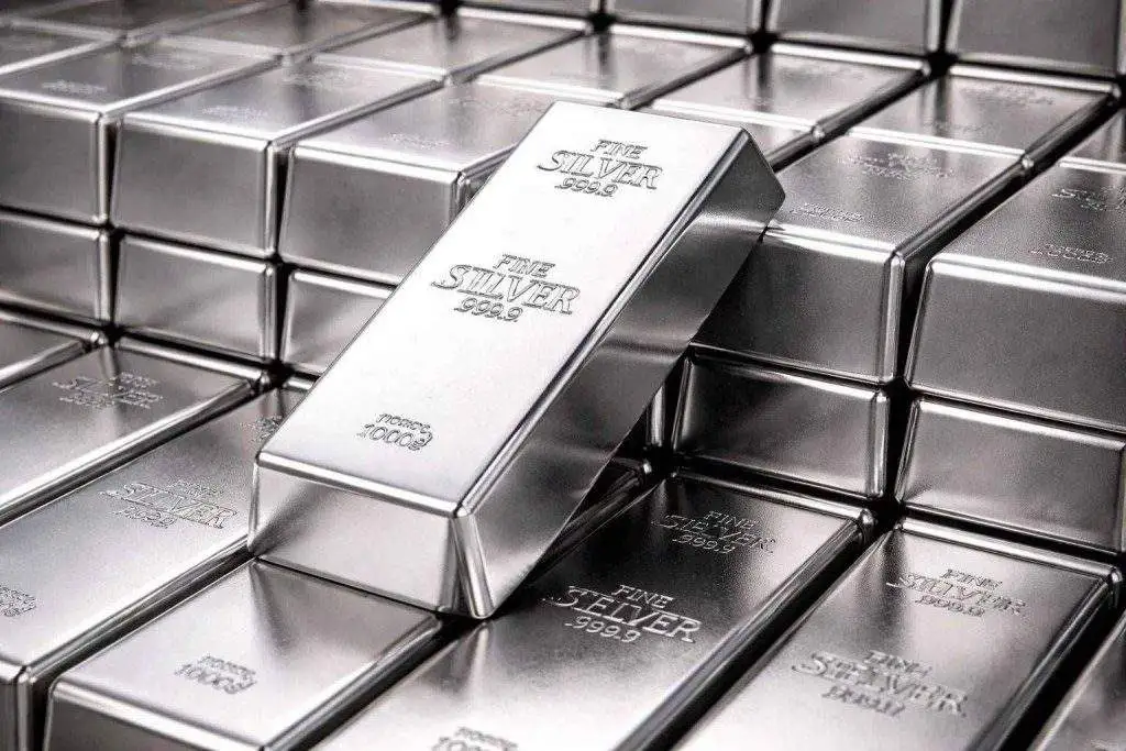 Silver price plunges today as dollar firms and China selling hits metals — what traders watch next