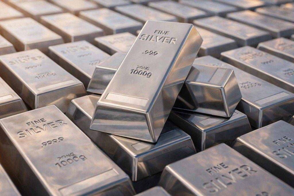 Silver price rebounds to $86 after rout, Fed pick and margin hikes still haunt the trade