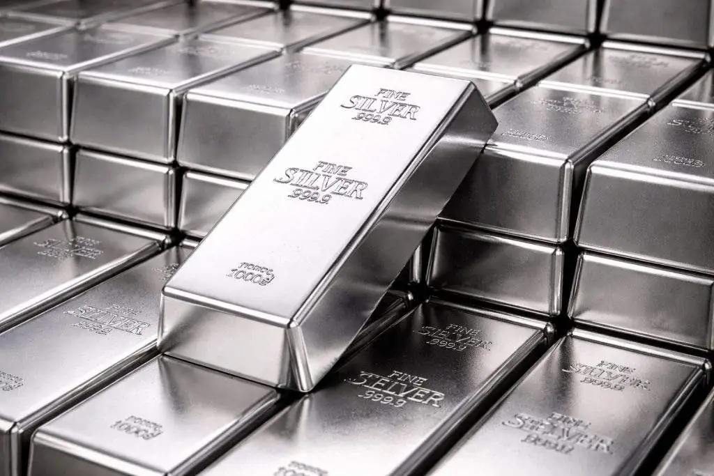Silver price today rebounds toward $74 as CME margin hike and China fund chaos rattle markets
