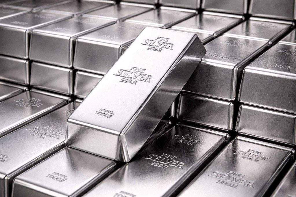 Silver price today slips as dollar firms; traders brace for U.S. jobs and inflation data