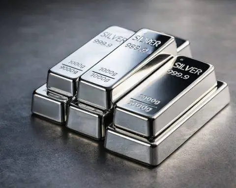 Silver price tumbles again as CME margin hike and Fed chair pick spur liquidation fears