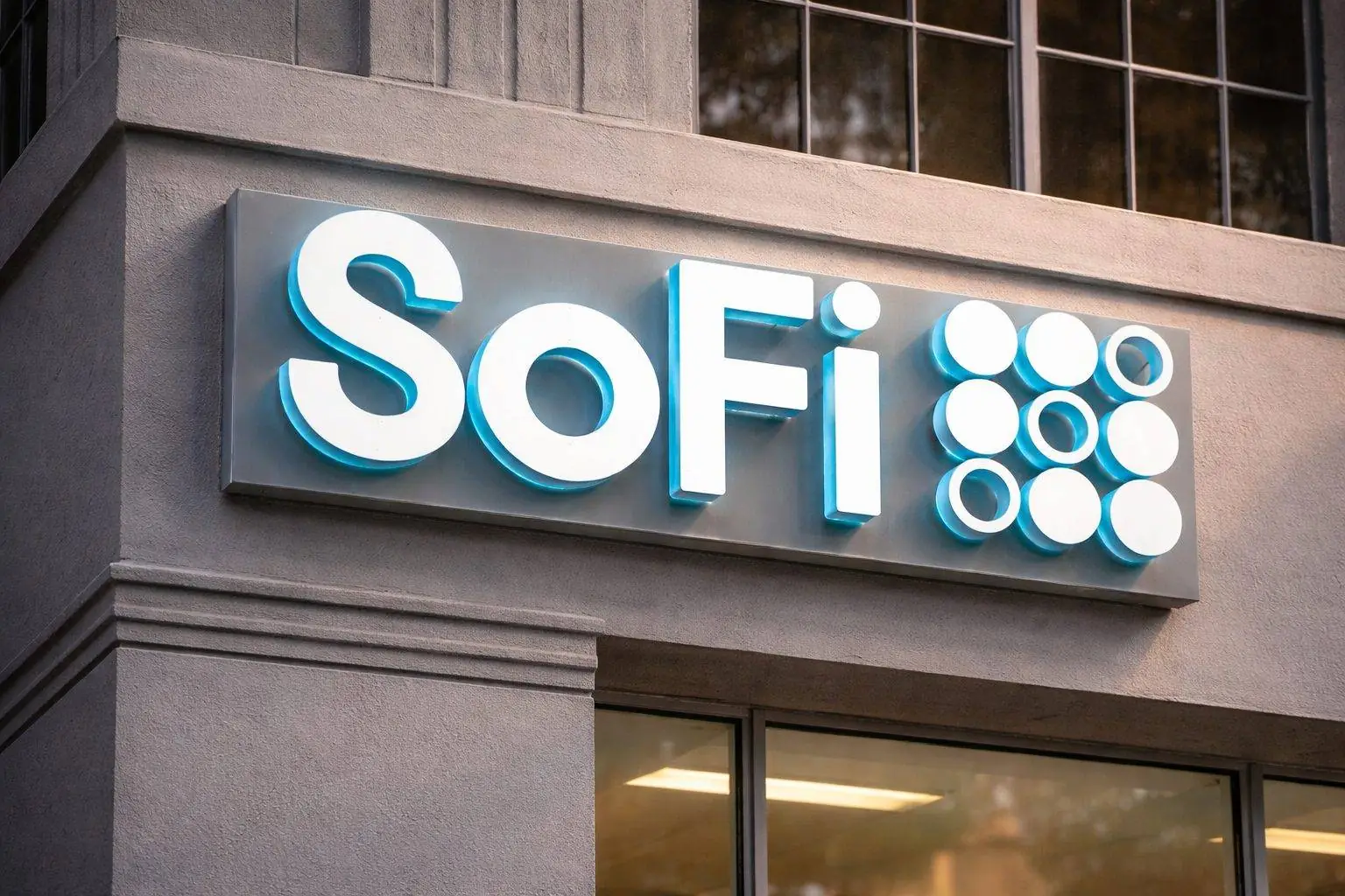 SoFi stock pops on JPMorgan upgrade, then cools as Wall Street trims targets