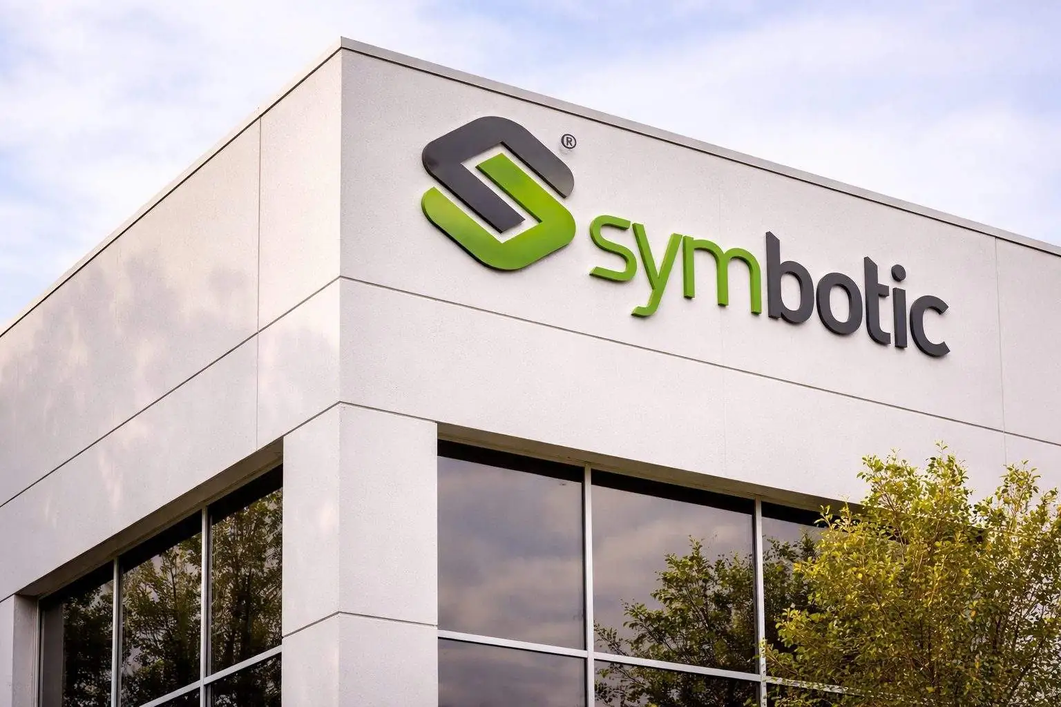 Symbotic stock drops in premarket after Q1 outlook — $22.3B backlog and margins in focus