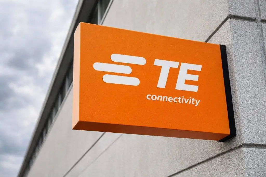TE Connectivity stock closes at $222.78 as TEL investors brace for ISM PMI and payrolls next week