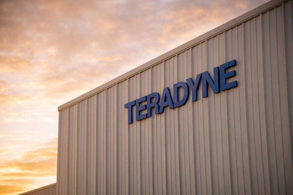 Teradyne (TER) stock price dips after 52-week high as analyst turns cautious