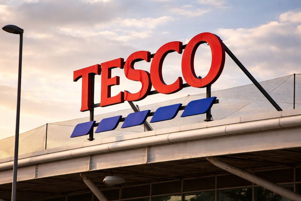 Tesco share price slips as grocery inflation cools — 3 dates investors are watching