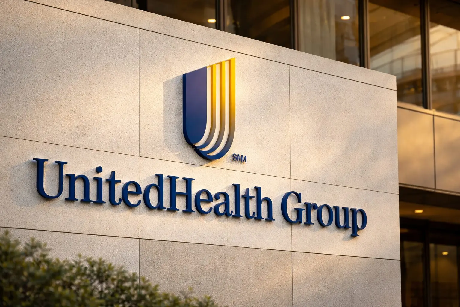 UnitedHealth stock today: UNH rises on dividend return as Medicare Advantage rates near a key deadline