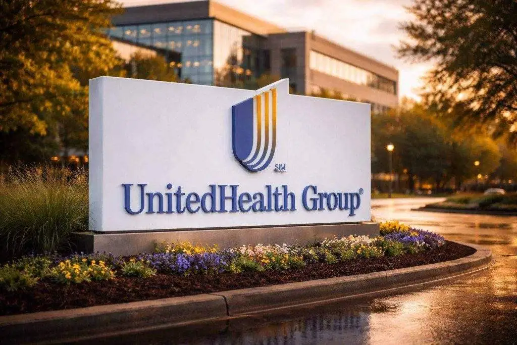 UnitedHealth (UNH) stock price rises as markets slide — Medicare Advantage deadlines and Humana warning in focus