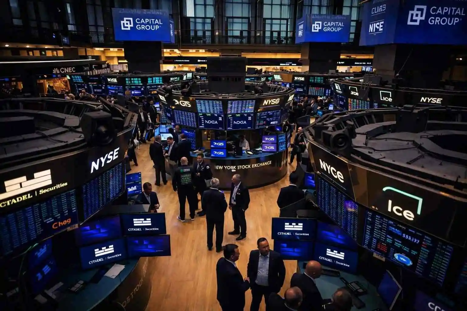 US Economic Calendar Today: Stock Futures Hold Steady as Traders Eye Fed Speeches, Treasury Buyback and Delayed Jobs Data