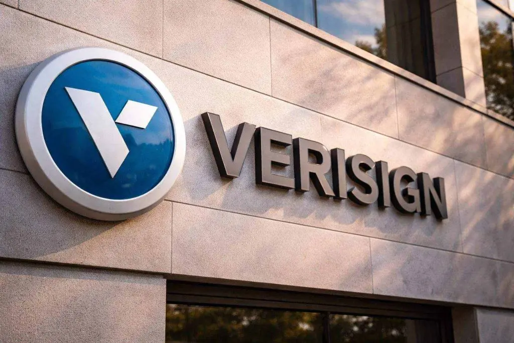 VeriSign stock price jumps 5% — what to watch for VRSN before the opening bell