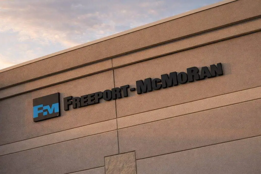 Why Freeport-McMoRan Inc (FCX) stock price is up nearly 6% today