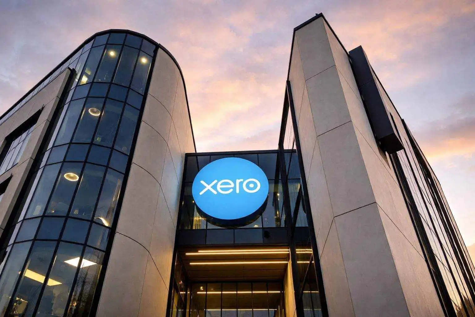 Xero share price slides 3.7% as ASX tech sells off — what to watch next week