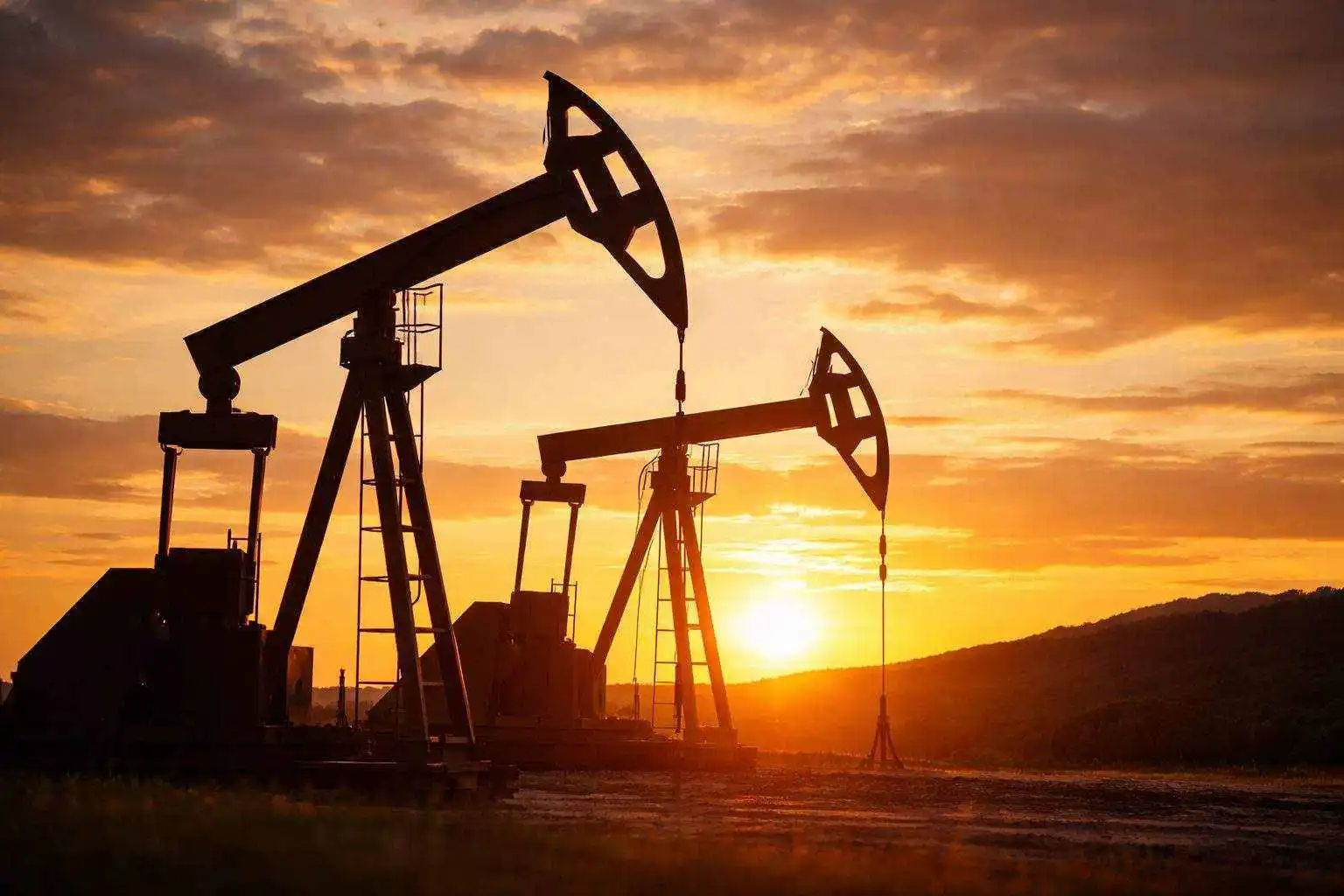 Best Energy Stocks to Buy Today: 5 Oil Stocks in Focus as Brent Tops $110