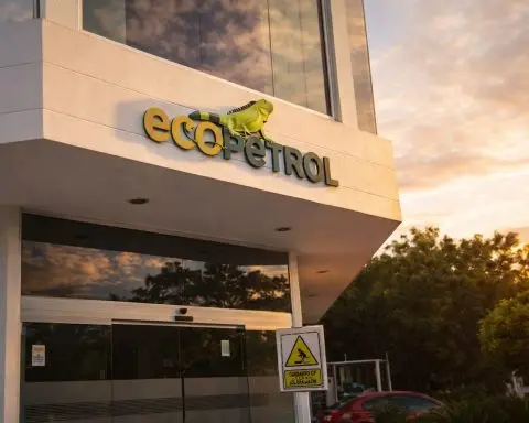 Ecopetrol May Raise 2026 Spending as Oil Rally Revives Venezuela Push