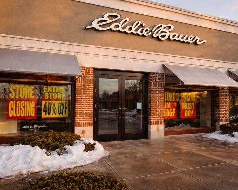 Eddie Bauer to Close All California Stores After Bankruptcy Buyer Hunt Fails