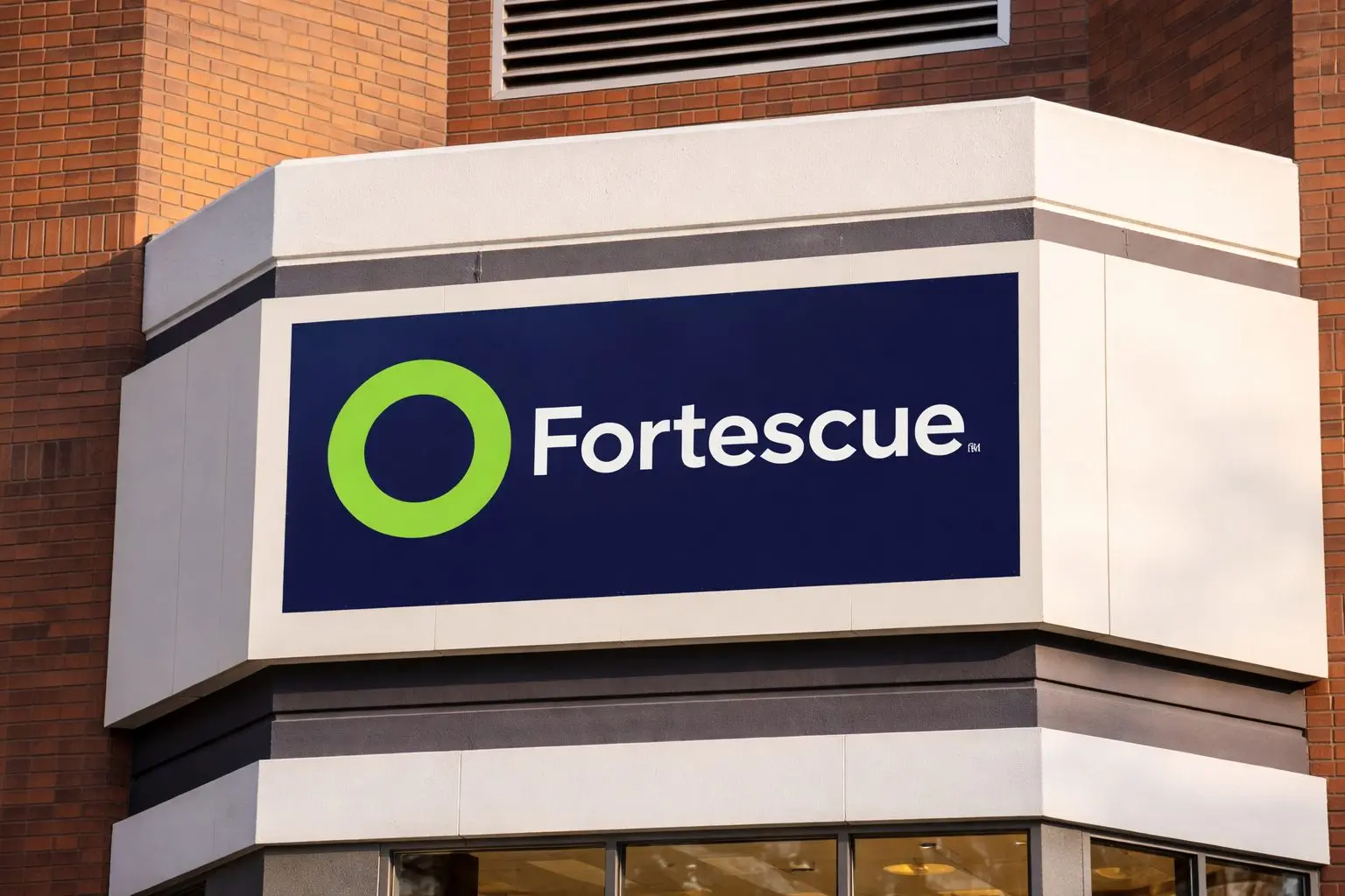 Fortescue Ltd Directors Buy Shares After Profit Jump and Dividend Hike