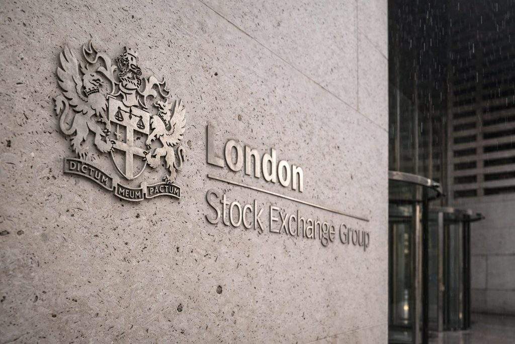 FTSE 100 reels from worst week in a year as oil shock hits London stocks