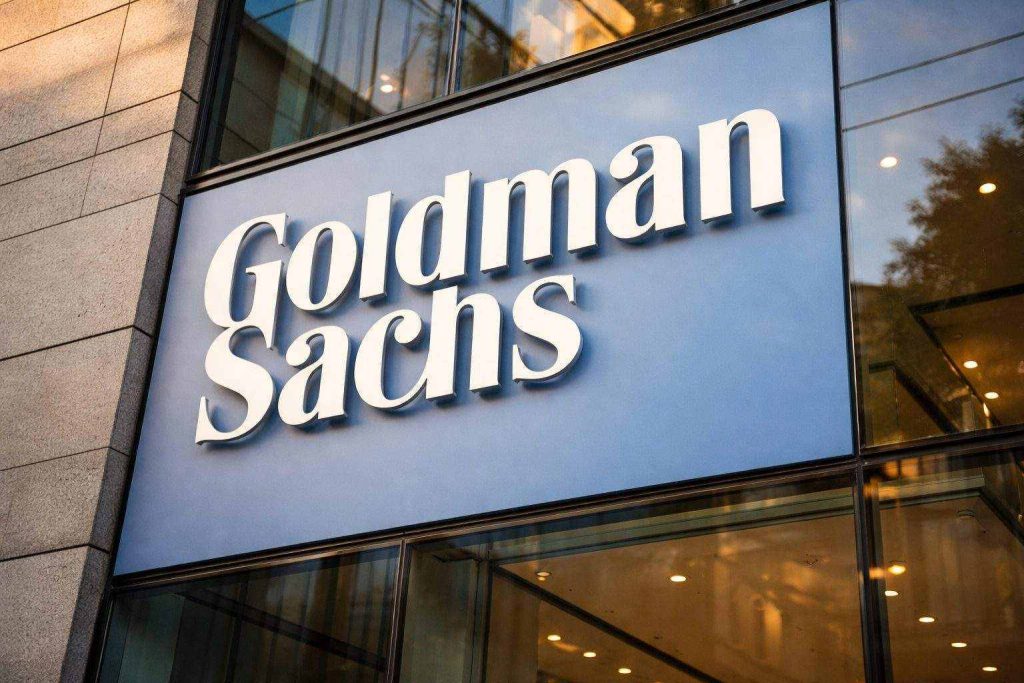 Goldman Sachs Keeps $5,400 Gold Price Target After Gold’s Worst Month Since 2008