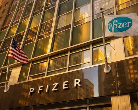 Is Pfizer Stock a Buy? Shares Hit Fresh High as Bulls and Bears Clash Over Valuation