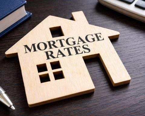 Mortgage Rates Today, Week Ahead: 30-Year Home Loans Near Six-Month High as Jobs Report Looms