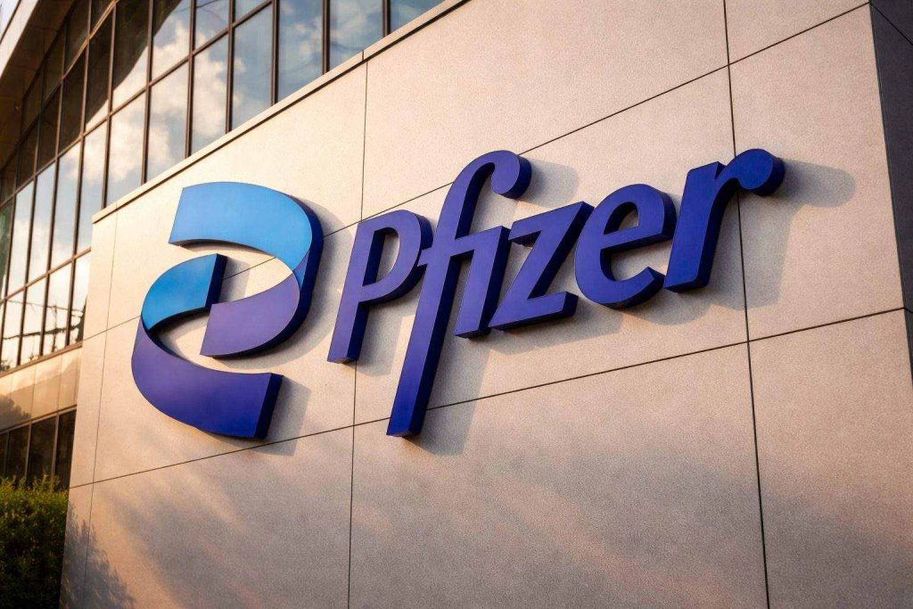 Pfizer Stock Price Today: PFE Falls 1.6% but Stays Near 52-Week High (MarketWatch)