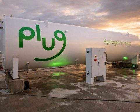 Plug Power eyes AI data-center boom with 250-MW PJM hydrogen bid